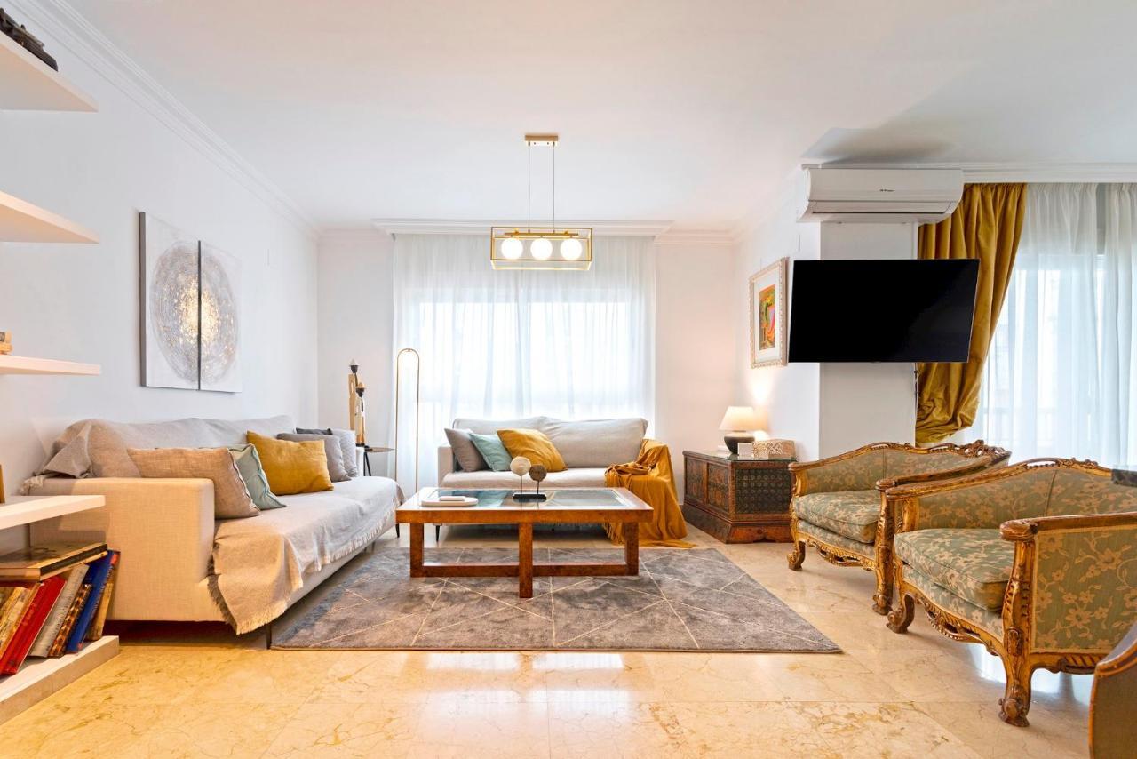 Genteel Home Martinez Campos Granada Bagian luar foto
